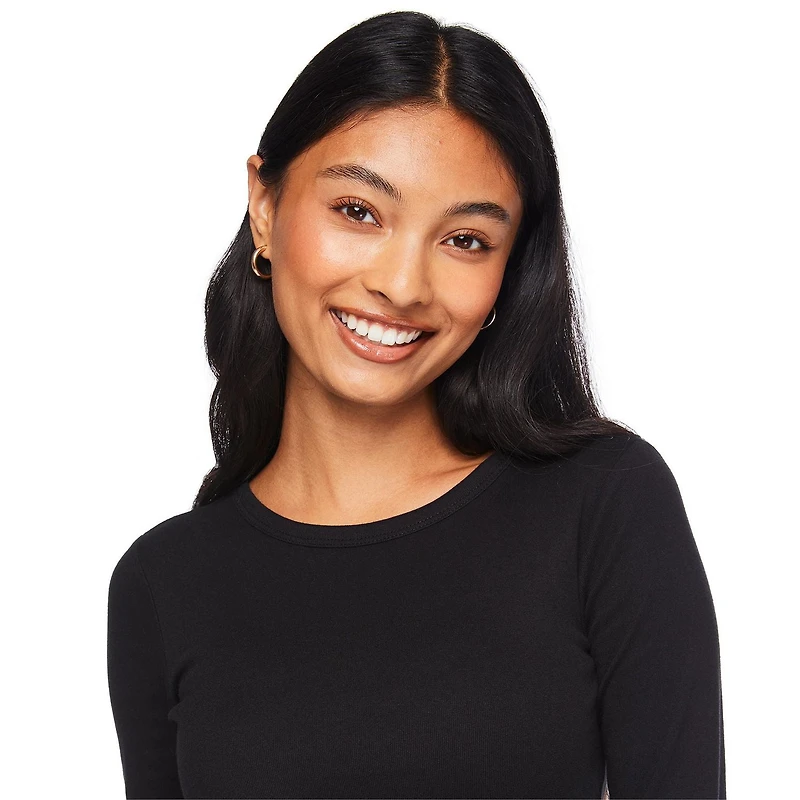 No Boundaries Women's Long Sleeve Baby Tee