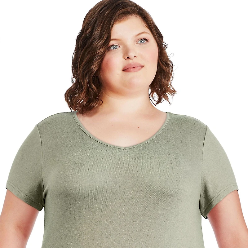 T-shirt de nuit à manches courtes avec encolure en V George Plus pour femmes
