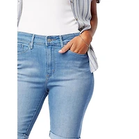 Levi Strauss Signature.™ Women’s Mid-Rise Bermuda Shorts