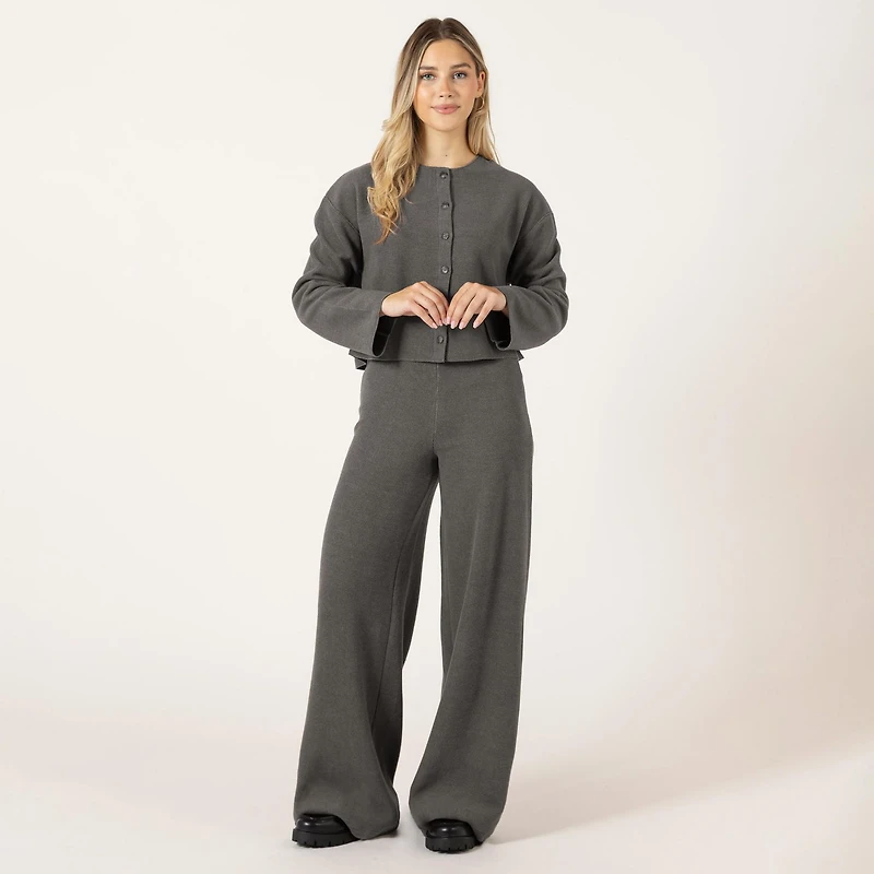 Bloom Girl Long sleeve cropped button up sweater