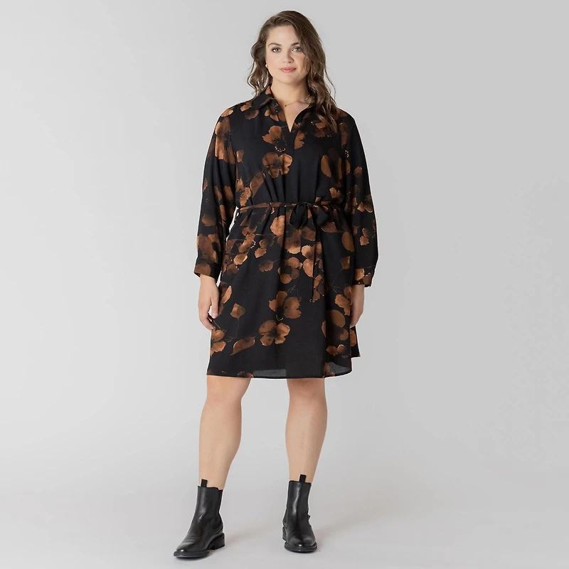 Devoted Long sleeve collared midi dress