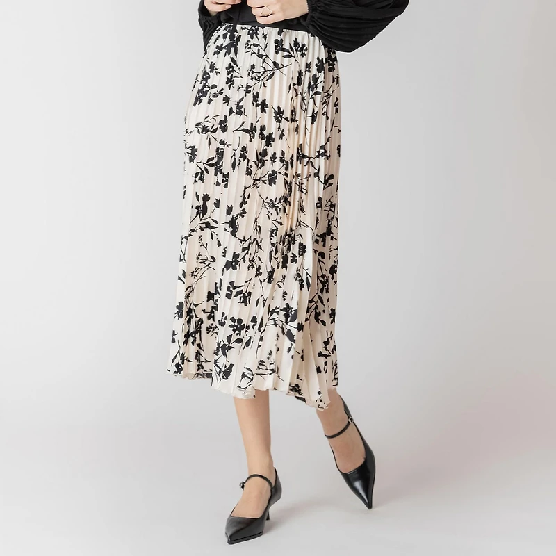 Devoted pleated midi skirt with elastic waist