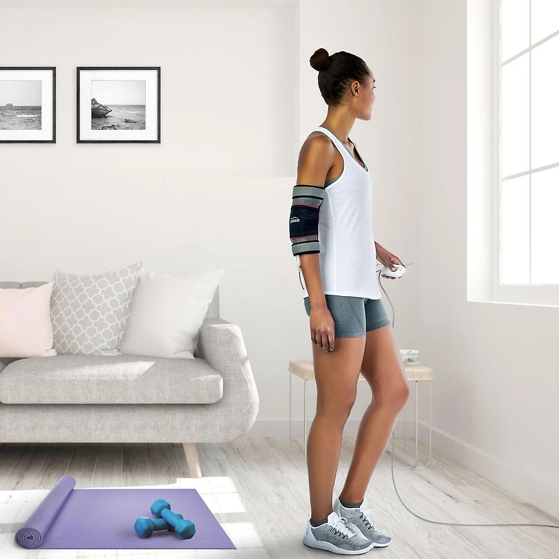 Sunbeam FlexTemp Hot and Cold Joint Wrap for Pain Relief, Hot & Cold Therapy for Elbow or Knees, Heating Pad With 3 Heat Settings & 2 Hour Auto-off