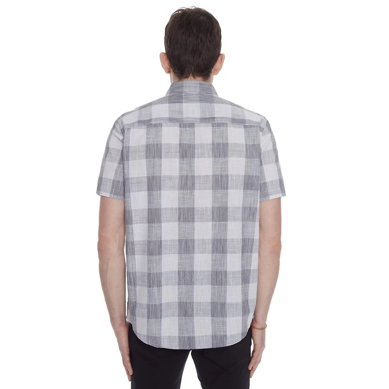Dark Black Men's Short-Sleeve Plaid Button-Down Shirt with Pockets