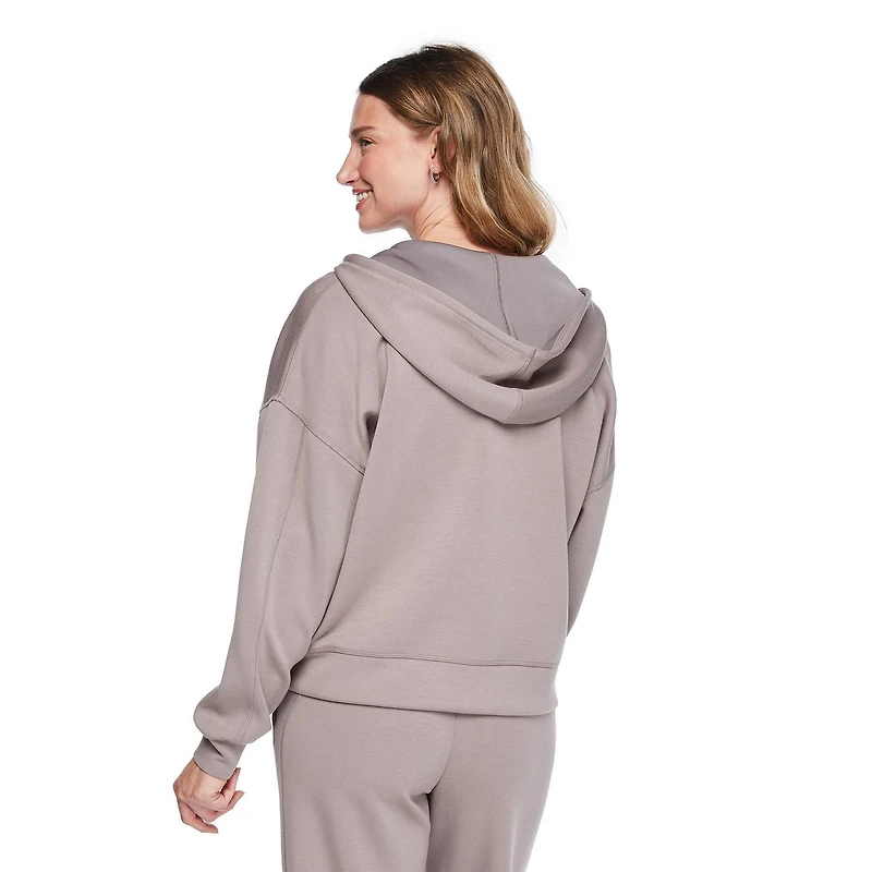 Haut à capuchon en tricot doux George pour femmes