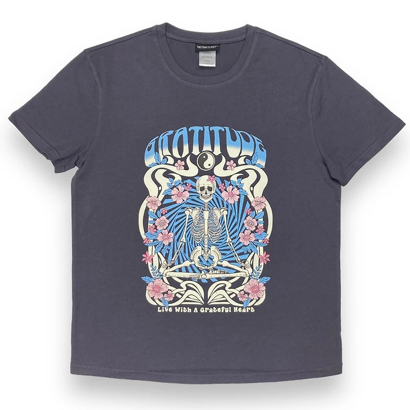 PINK CLOSET Tee shirt femme. Ce t-shirt à manches courtes et col rond pour femme peut facilement être porté avec votre jean ou votre bas préféré et