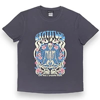 PINK CLOSET Tee shirt femme. Ce t-shirt à manches courtes et col rond pour femme peut facilement être porté avec votre jean ou votre bas préféré et