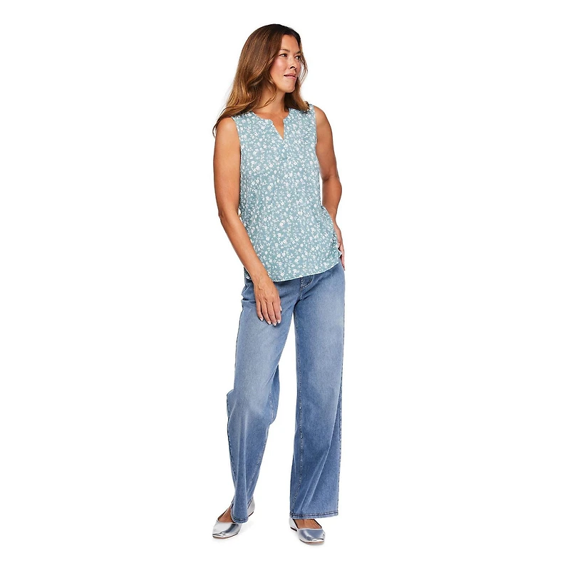 Iyla Women's Crinkle Sleeveless Blouse