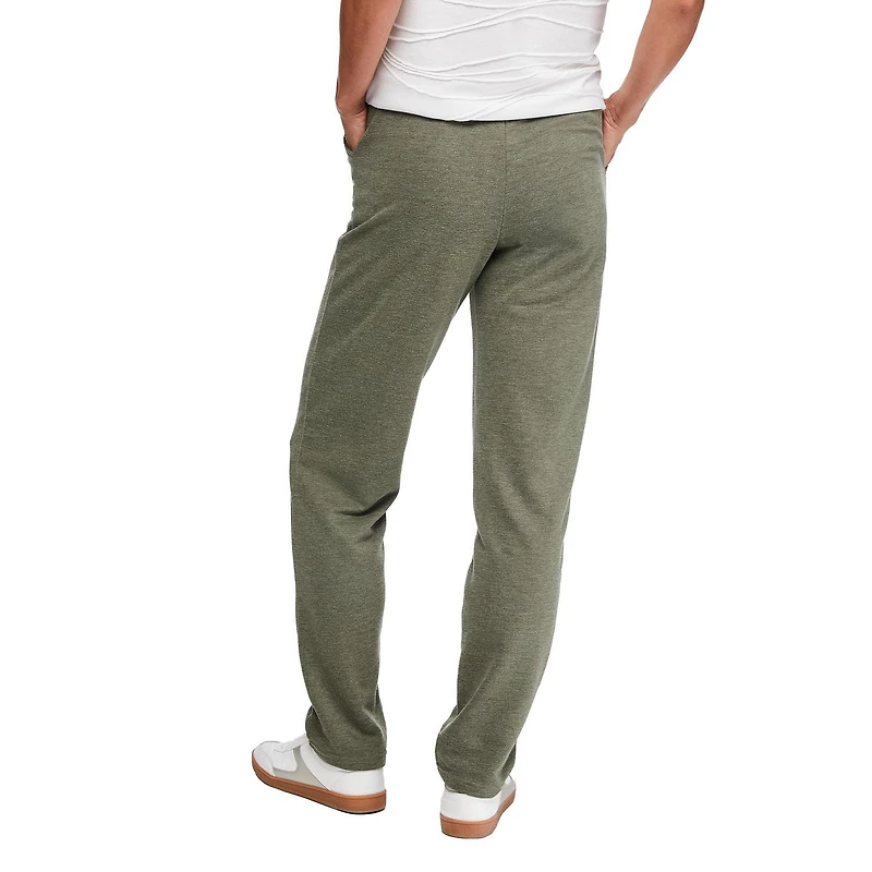 Iyla Women's Straight Leg Sweatpant