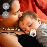 Medela Baby new DAY & NIGHT Pacifier, 24-hour set with glow in the dark pacifier, BPA free, Lightweight and orthodontic. 18+mo Unisex