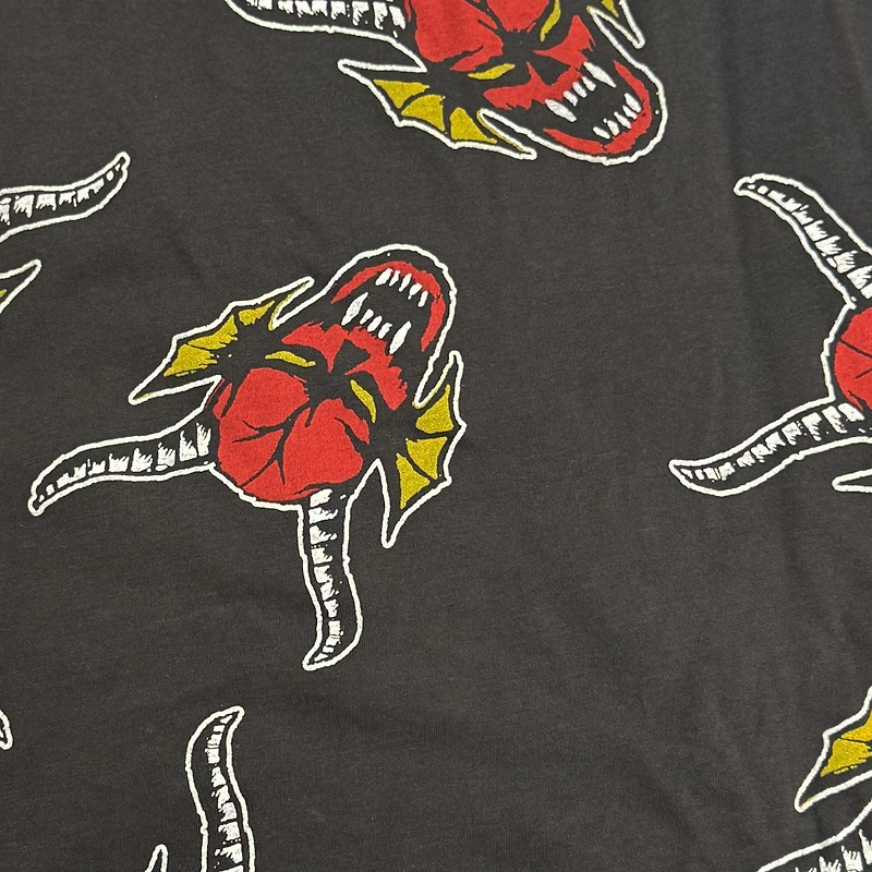 Stranger Things Men's Inside Flames Sleeveless Tank