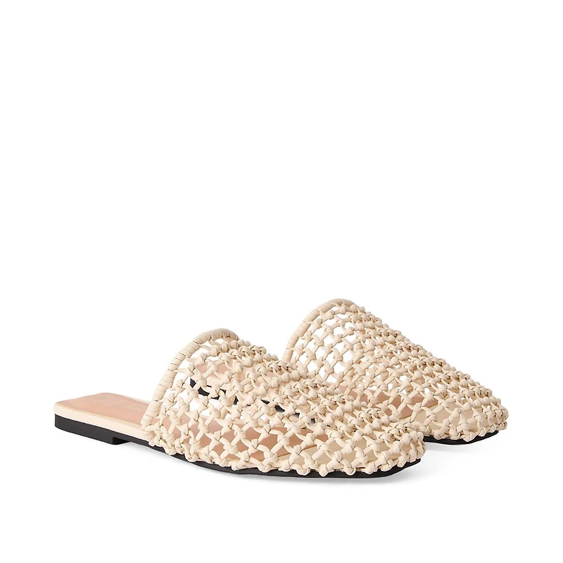 Time and Tru Women's Woven Mules