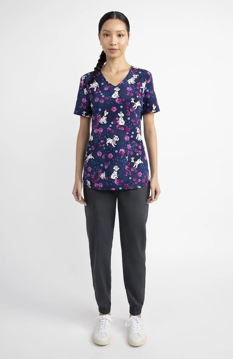 Haut médical imprimé à encolure en V pour femmes Scrubstar – Collection mode, motif « On Spots », tailles TP 3TG