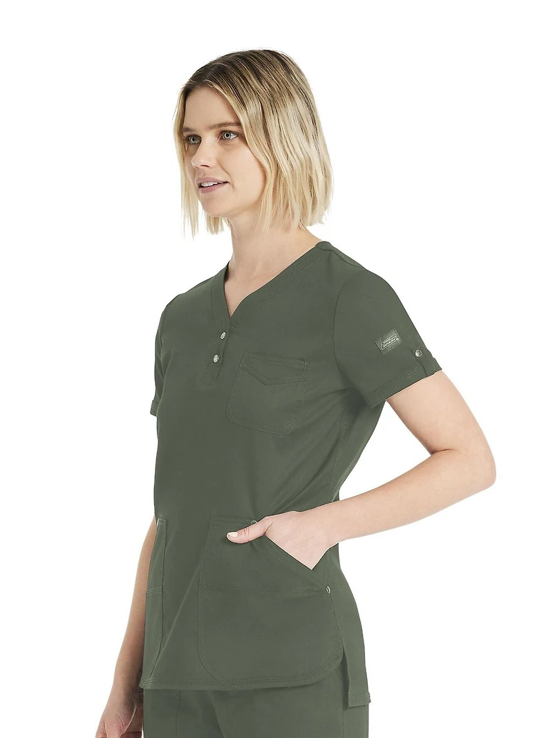 Haut d'uniforme médical Genuine Dickies pour femmes avec encolure en V, boutons-pression et extensibilité, modèle WCDK801A