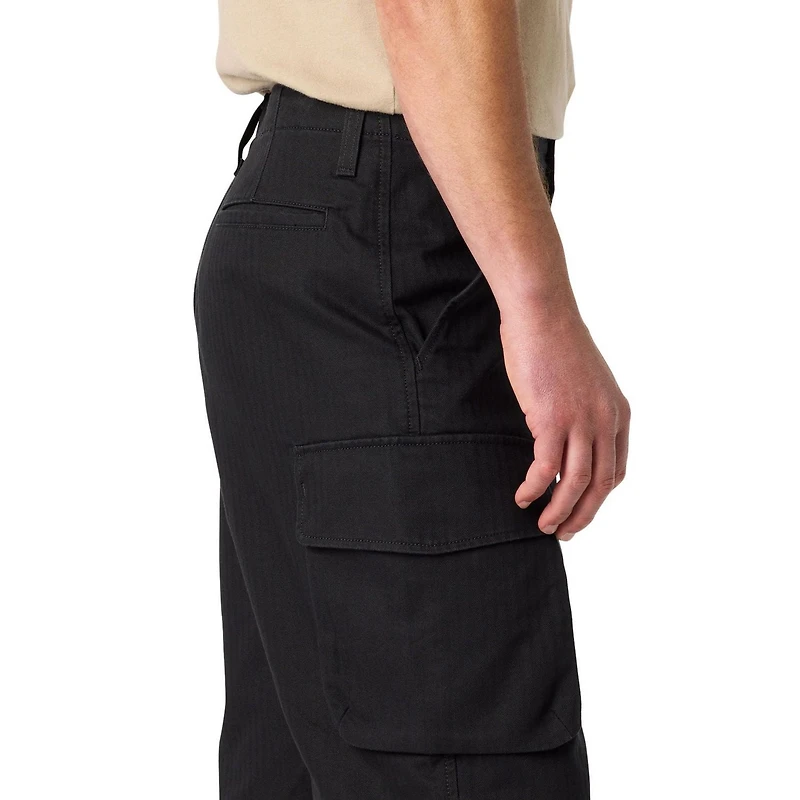 Levi Strauss Signature™ Men’s Loose Cargo Shorts