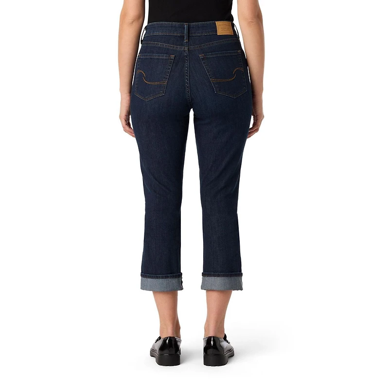 Levi Strauss Signature™ Women's Mid Rise Capri (Online only