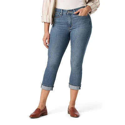 Levi Strauss Signature™ Women's Mid Rise Capri