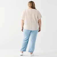 DV A loose fitting, rolled cuff S/S shirt with button up front