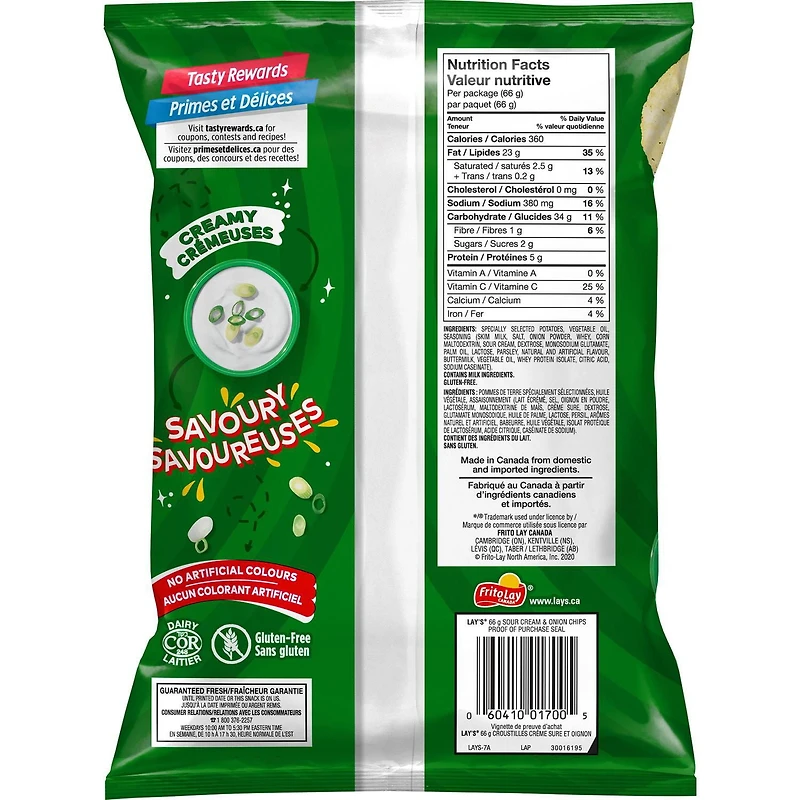 Lay's Sour Cream & Onion flavoured potato chips, 66g