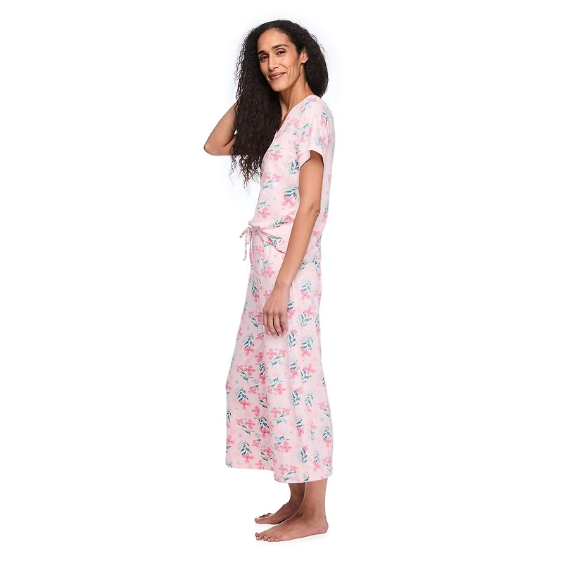 Iyla Women's Two Piece Capri Pajama Set