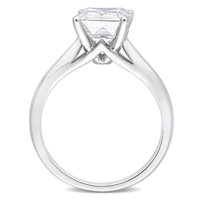 Bague de Fiançailles Solitaire Miabella avec 3-1/2 Carat PBT de Moissanite de coupe Emeraude en Or Blanc 10K