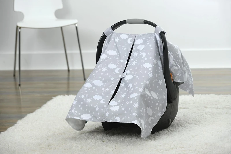 Sur la couverture Goldbug Cloud Canopy