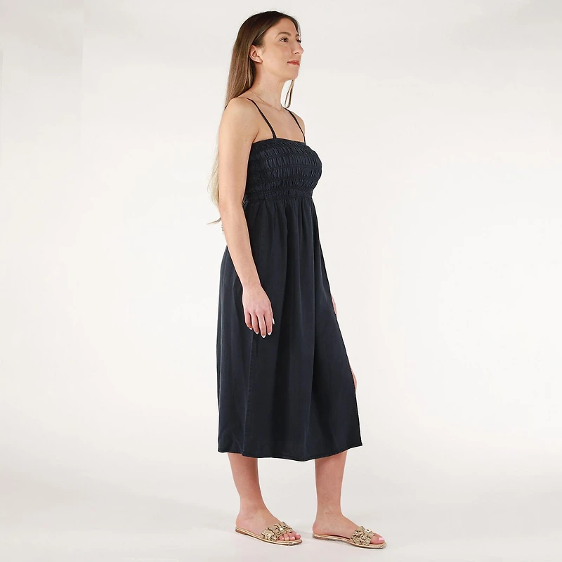 DV Strapless smocked bodice midi dress