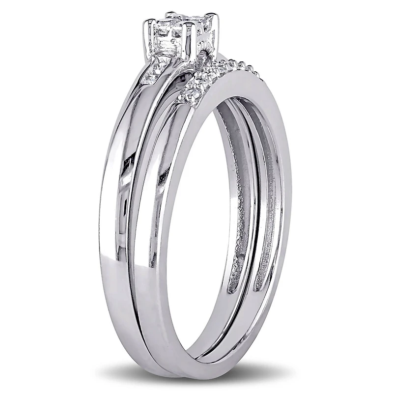 Ensemble de mariage Miabella avec diamants de coupe princesse 1/6 CT poids total en argent sterling