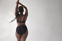 WonderBra Light Control High-Cut Panty