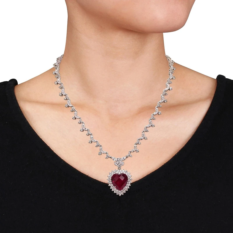 Collier Miabella en forme de coeur avec 47 CT PBT de zircone cubique rouge en argent sterling
