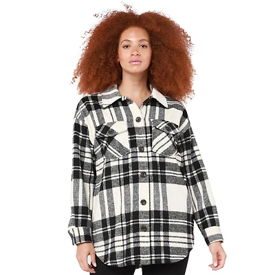 Veste manche longue 4 poches, bouton sur le devant