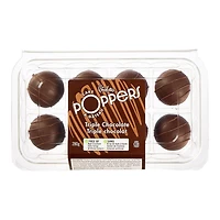 Charlotte’s Triple Chocolate Cake Poppers