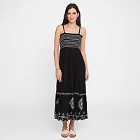 Devoted, Robe longue brodée, tailles TP à TG