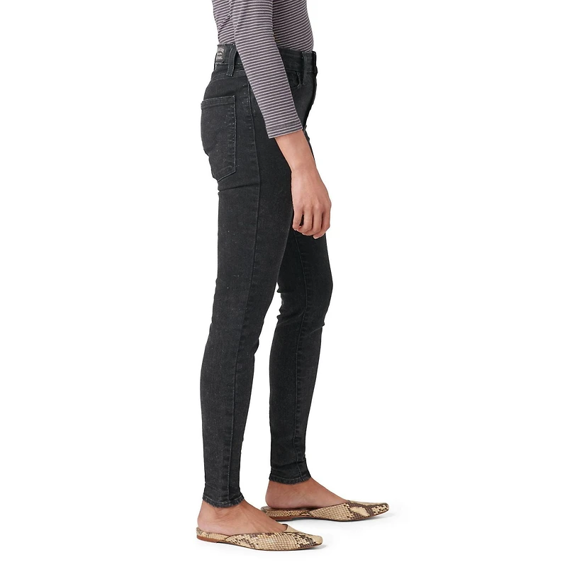 Levi Strauss Signature.™ Juniors' High Rise Jeggings