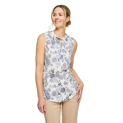 Iyla Women's Sleeveless Peasant Top