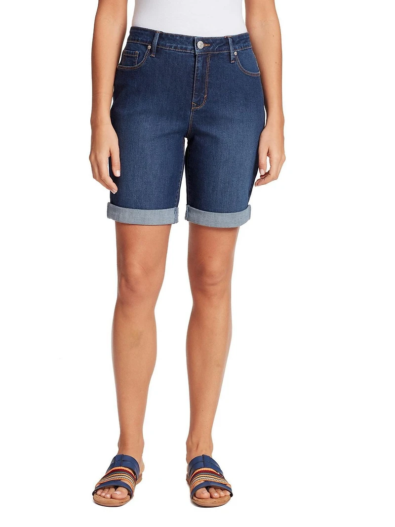 City Short with rolled cuff