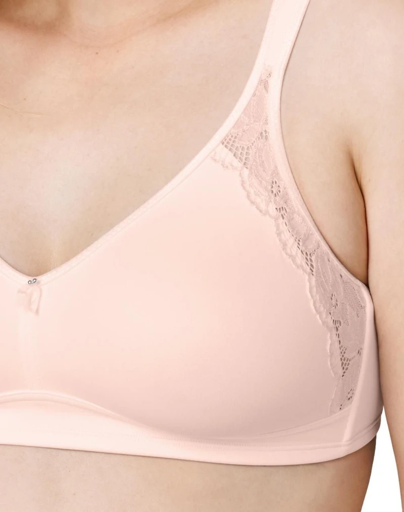 WonderBra Plus Style No Poke Side Stay Wireless Bra