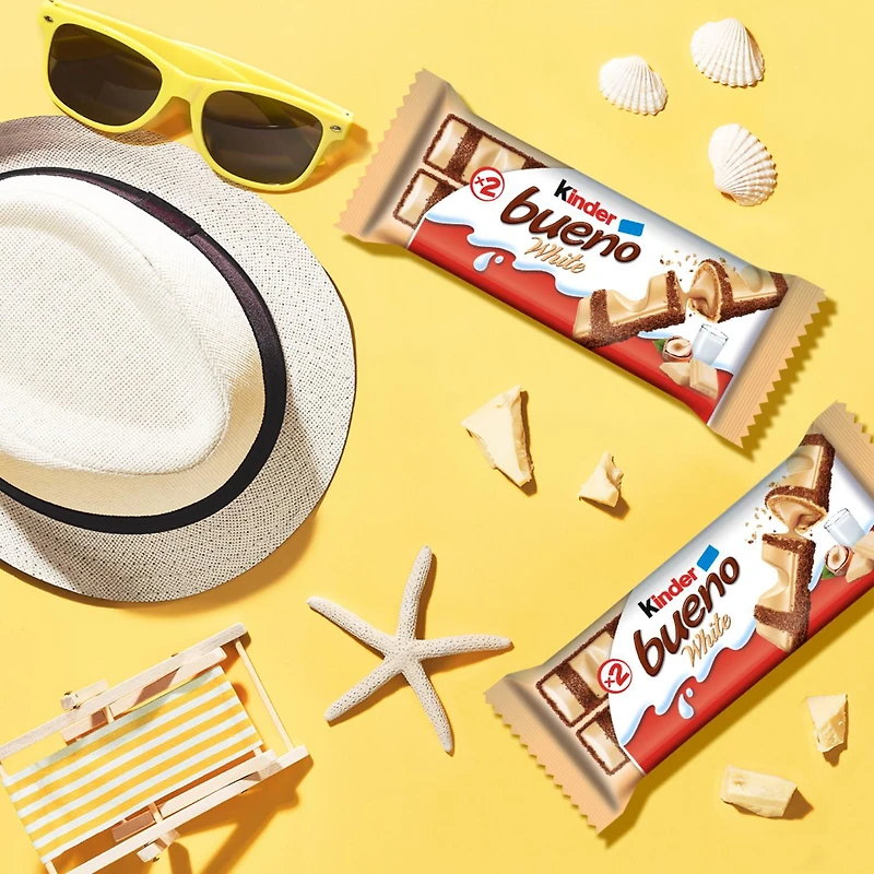 Barres KINDER BUENO au chocolat au blanc et à la crème aux noisettes; un paquet individuel contient 2 barres emballées individuellement 39G