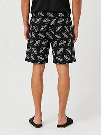 Short de nuit Under Disguise pour homme, idéal pour la fête des pères. Confortable, léger et respirant, il est doté de deux poches latérales. Ce short à motif est le cadeau parfait pour la fête des pères.