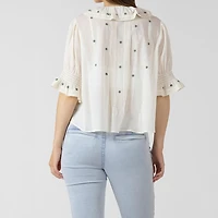 Devoted, Blouse brodée à volants