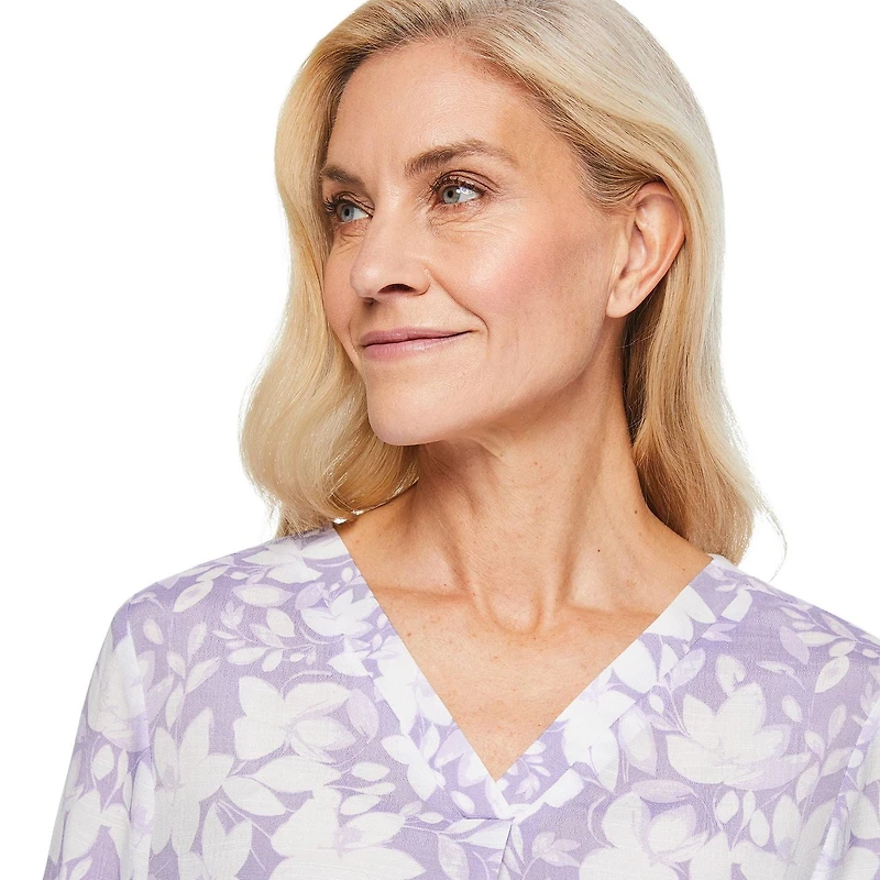 Iyla Women's Printed Roll-Cuff Top