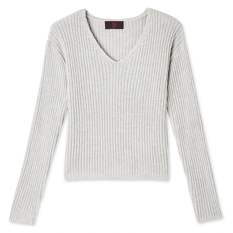 No Boundaries Women's V-Neckline Sweater