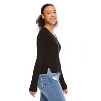 No Boundaries Women's V-Neckline Sweater
