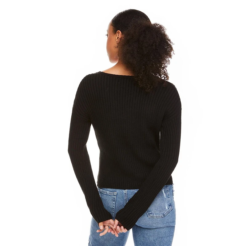 No Boundaries Women's V-Neckline Sweater