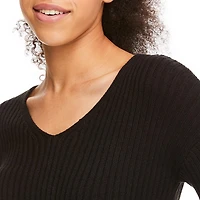 No Boundaries Women's V-Neckline Sweater