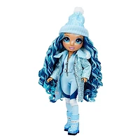 Poupée Rainbow High Winter Break Skyler Bradshaw – Poupée-mannequin Winter Break bleue et jouet avec 2 tenues complètes de poupée, planche à neige et accessoires d’hiver pour la poupée, excellent cadeau pour les enfants de 6 à 12 ans