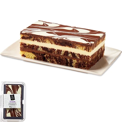 Your Fresh Market Tuxedo Bar Cake, 755 g