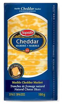 Tranches de fromage naturel à 31 % M.G. Cheddar marbré de Saputo