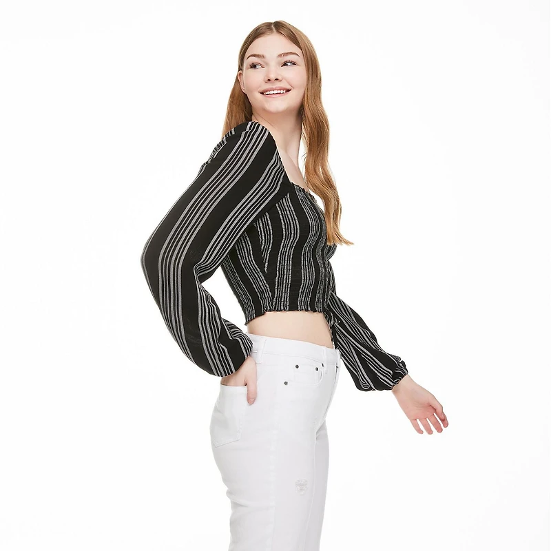 Haut avec smocks et manches de style poète No Boundaries pour femmes