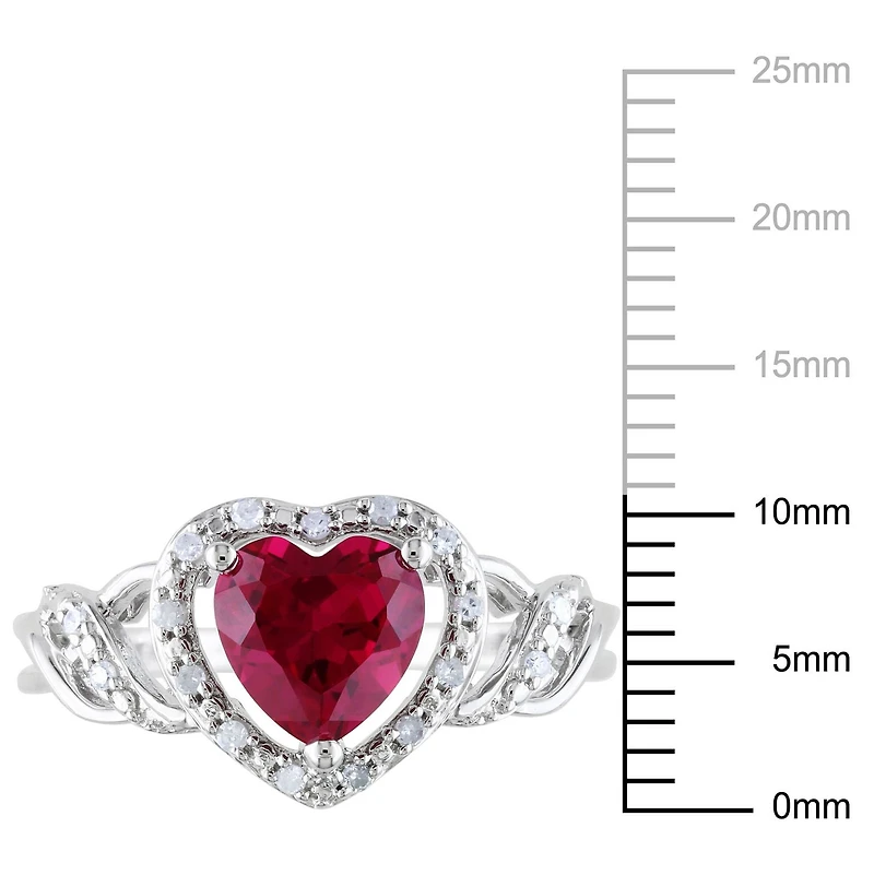 Bague Tangelo avec rubis synthétique de forme cœur 1-5/8 CT PBT et accents de diamants en argent sterling